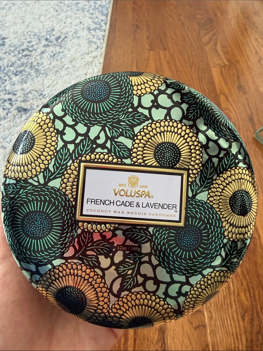 Voluspa Floral Tin Candle in Green & Gold